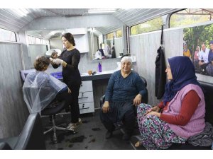 Mersin’de mobil kuaför hizmeti 40 bin 100 kişiye ulaştı