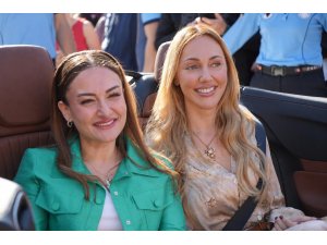 "63. Uluslararası Antalya Altın Portakal Film Festivali" kortejine yoğun ilgi