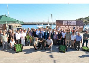Mersin’de üreticilere makine, fide ve hayvan desteği