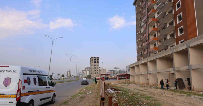 Kahramanmaraş’ta inşaat önünde erkek cesedi bulundu