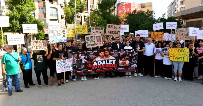 Adana’da 2 gencin ölümüne neden olan sürücünün tahliyesi protesto edildi