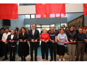 Akdeniz Üniversitesinde Cumhuriyet Coşkusu