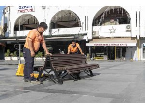 Kent mobilyaları ve peyzaj çalışmaları aralıksız sürüyor