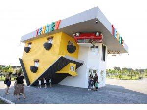 Ters Ev tatilde çocukları bekliyor