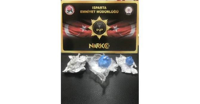 Uyuşturucu tacirleri narkotik köpeği Athena’dan kaçamadı