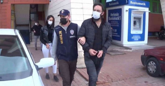 Dolandırıcılıktan yakalandı, “Emniyete teslim olduk, pişman değilim” dedi