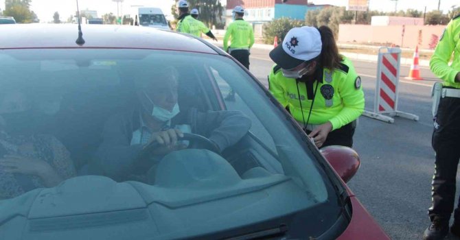 Vali Elban, emniyet kemeri denetimi yaptı