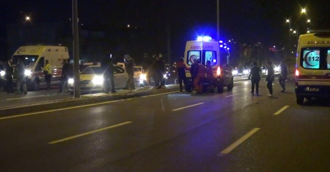 Düğündeki kavgada otomobili insanların üzerine sürdü: 6 yaralı