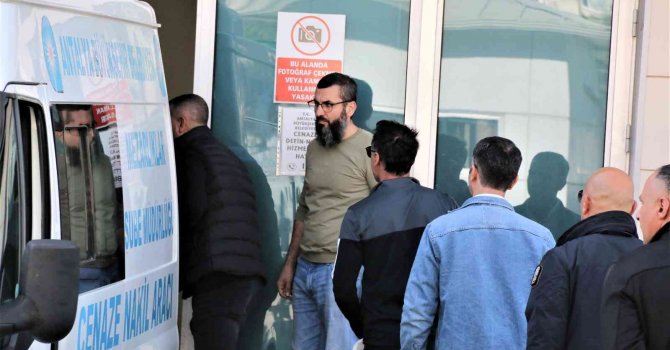 Antalya’da 1.5 yaşındaki çocuk balkondan düşerek hayatı kaybetti