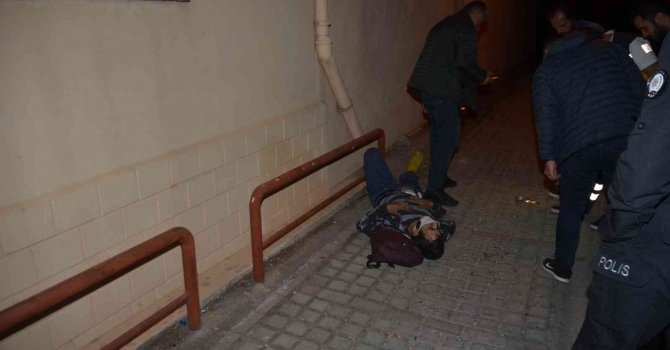 Tartıştığı kişiyi bacağından silahla vurup kaçtı