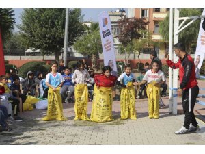Mahallede "Çocuk Şenliği"