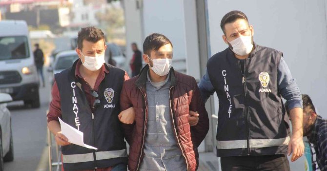 Yolda bekleme tartışması kanlı bitti