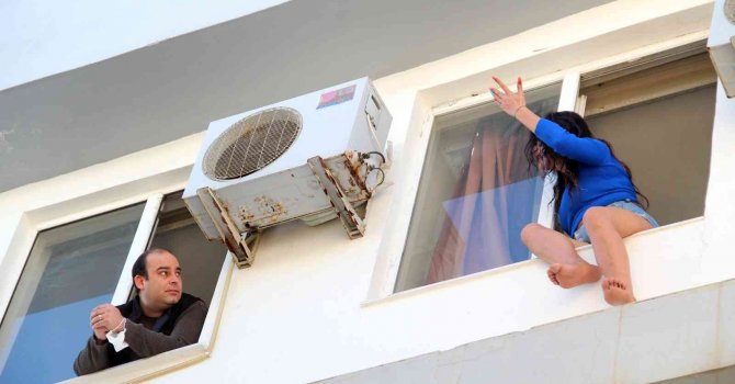 Antalya’da bunalıma giren eski hostes polislere zor anlar yaşattı