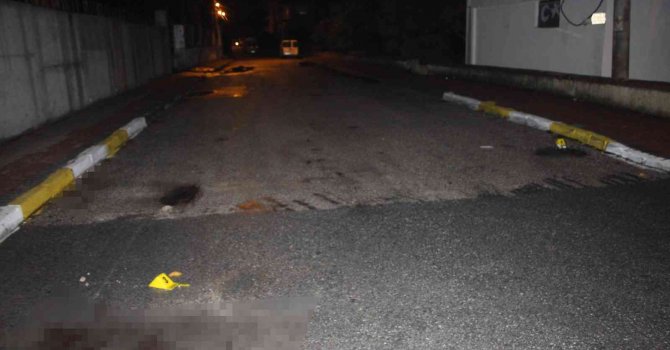 Antalya’da ’kız meselesi’ nedeniyle silahlı kavga: 2 yaralı