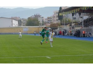 TFF 3. Lig: Osmaniyespor FK: 1 - Formül Erbaaspor: 1