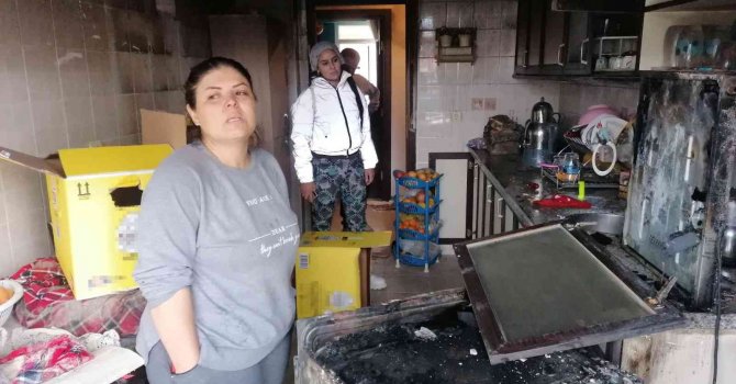 Yangın esnasında evde kimsenin olmaması olası faciayı önledi