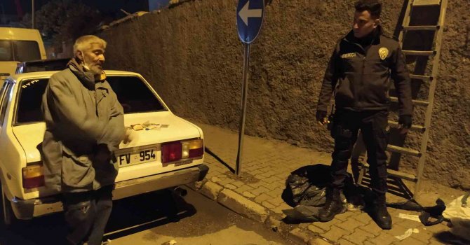 Bekçilere ’boyacıyım’ dedi hırsız çıktı