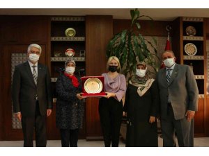 Şehit aileleri, Rektör Özkan ile bir araya geldi