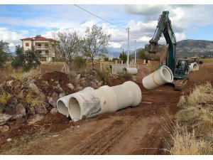 Döşemealtı’nda su taşkınlarını önleme çalışması