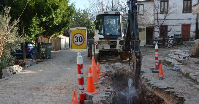 Alanya’da tarihi mahalle altyapıya kavuşuyor