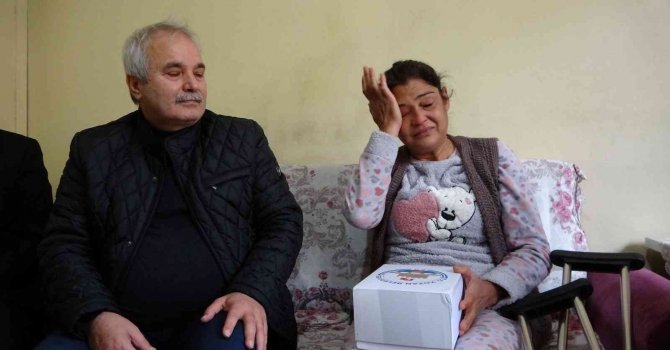 Hırsız mağduru engelli kadının gözyaşları sevince dönüştü