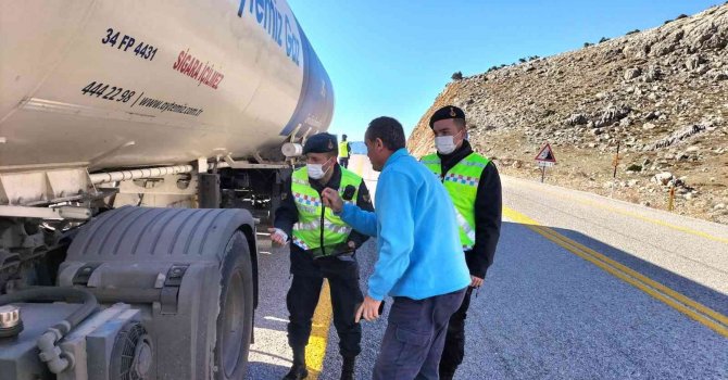 Jandarmadan ‘kış lastiği’ denetimi