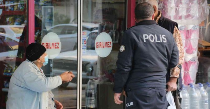 Yaşlı kadına temizlikçi şoku