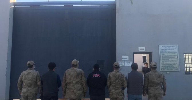 Hatay’da hapis cezası bulunan 12 kişi yakalandı