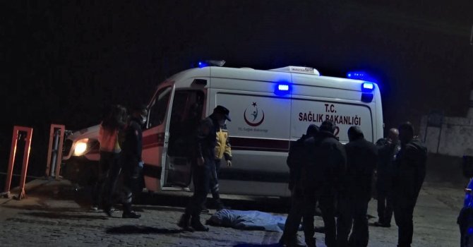 Annesinin kayıp başvurusunda bulunduğu öğretmenin cesedi denizde bulundu