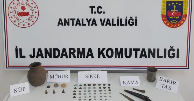 Antalya’da tarihi eser operasyonu