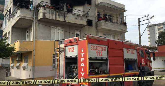 Osmaniye’de ev yangınında 1 kişi dumandan etkilendi