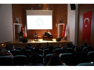 ALKÜ’de mandolin ve piyano konseri