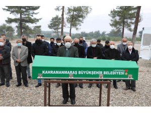 Sahte içkiden ölen yaşlı adam toprağa verildi