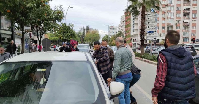 Dolandırıcılık şüphelilerine polis baskını