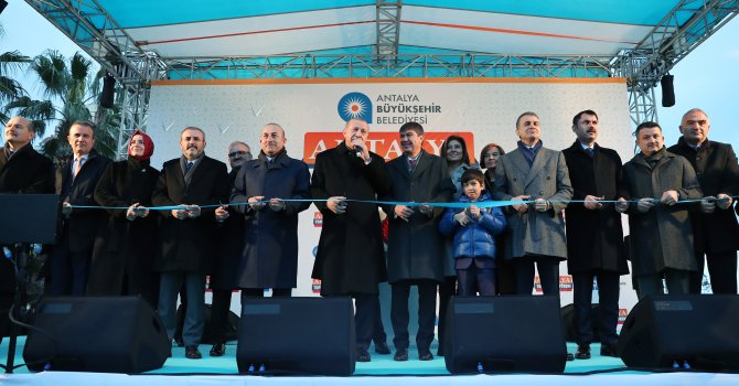 Antalya'da toplu açılış
