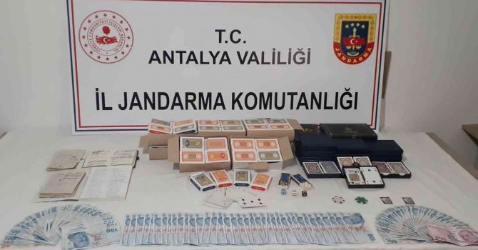 Kahvehanede kumar oynarken yakalanan 19 kişiye, 25 bin 384 lira ceza