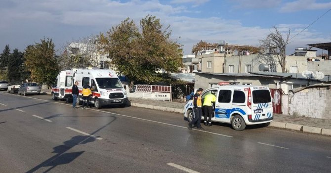 Hasta taşıyan ambulans kaza yaptı