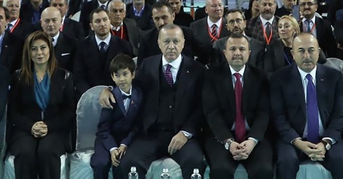 Cumhurbaşkanı  Akın Türel’i  yanından ayırmadı