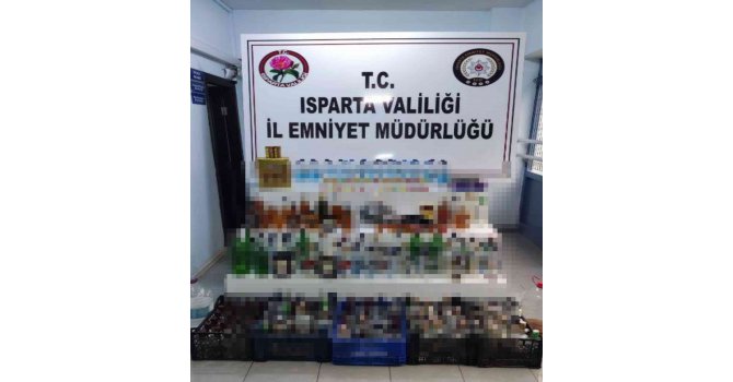 Isparta’da kaçak içki operasyonu: 3 gözaltı