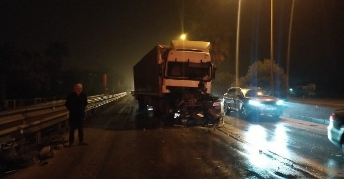 Hatay’da iki tır çarpıştı: 1 yaralı