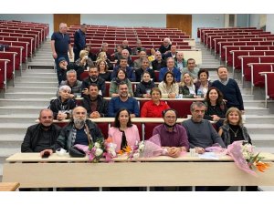 Hekimler 30 yıl sonra aynı sırada buluştu