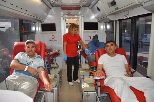Antalya'da İnanılmaz Bir Ortamda Kan Bağışı