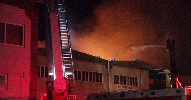 Kahramanmaraş’ta tekstil fabrikasında yangın