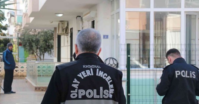 Misafir olarak kaldığı arkadaşının evinde ölü bulundu