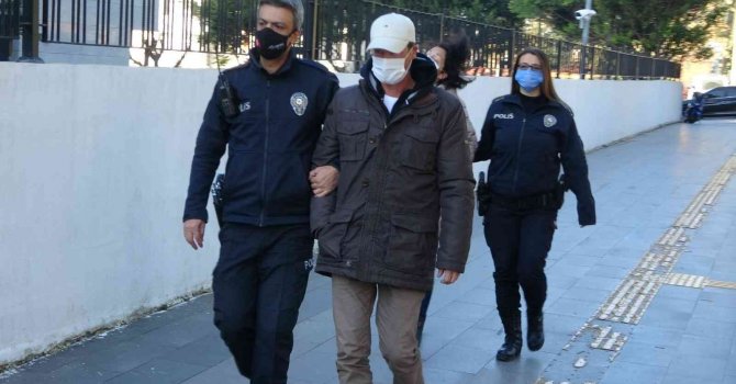 EFT yöntemiyle dolandırmadık esnaf bırakmayan Alman çift yakalandı