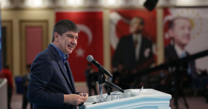 Muhtarlar kampa girdi