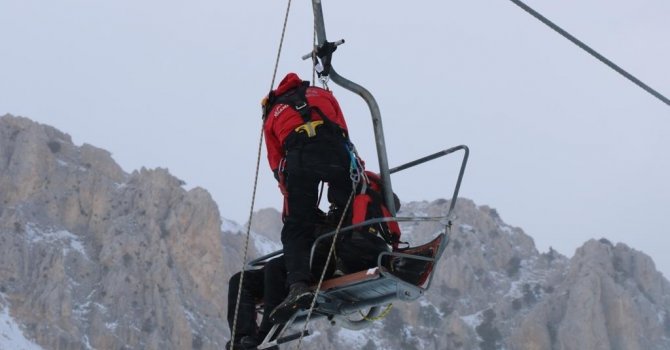 Antalya JAK Saklıkent Kayak Merkezi’nde göreve hazır