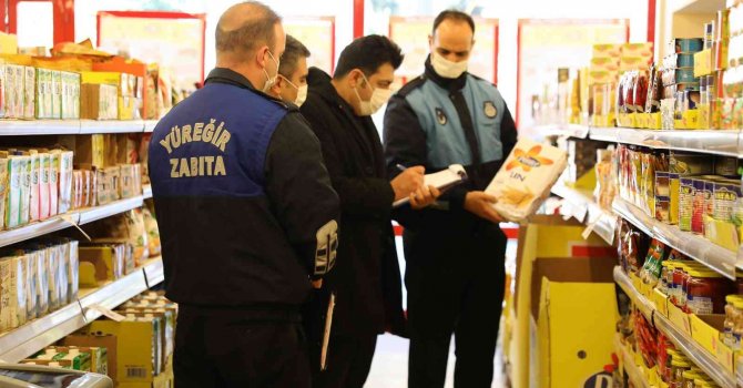 Adana’da zabıtadan fahiş fiyat denetimi