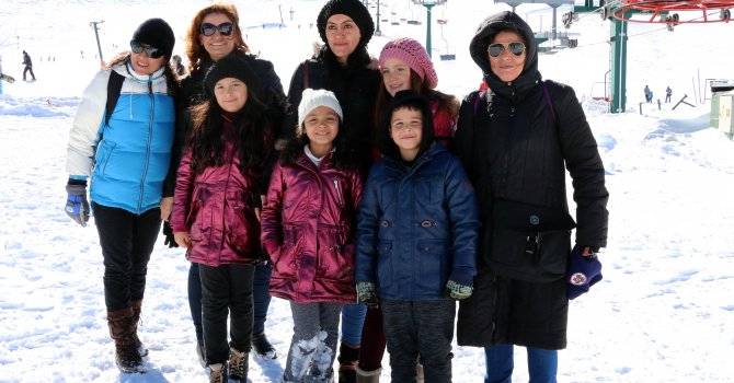 Sömestirin keyfi Saklıkent’te çıktı