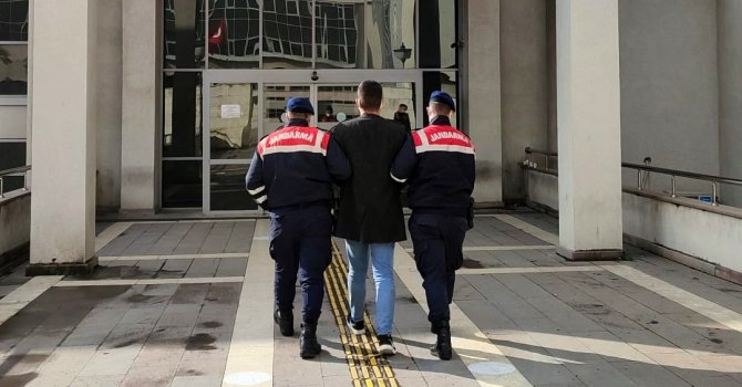 Silahlı yağmadan 4 yıl hapis cezasıyla aranan hükümlü yakalandı